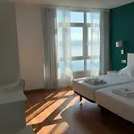 玛德福斯特拉酒店 2*